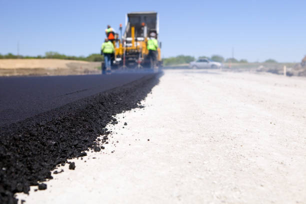 Best Driveway Paving Contractor  in Alton, TX